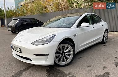 Седан Tesla Model 3 2020 в Днепре