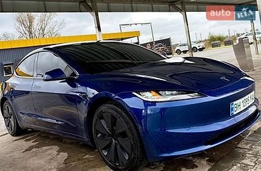 Седан Tesla Model 3 2024 в Одессе