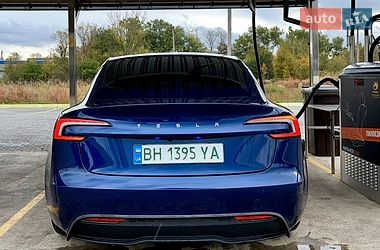 Седан Tesla Model 3 2024 в Одессе
