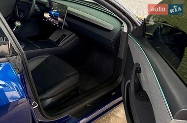 Седан Tesla Model 3 2024 в Одессе