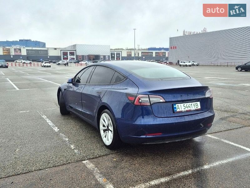 Седан Tesla Model 3 2021 в Киеве фото 4 Седан Tesla Model 3 2021 в Киеве