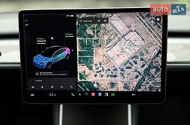 Седан Tesla Model 3 2017 в Киеве