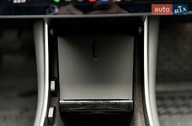 Седан Tesla Model 3 2017 в Киеве