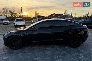 Седан Tesla Model 3 2021 в Коломые