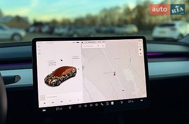 Седан Tesla Model 3 2021 в Коломые
