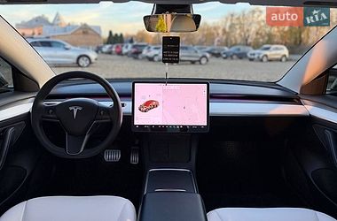 Седан Tesla Model 3 2021 в Коломые