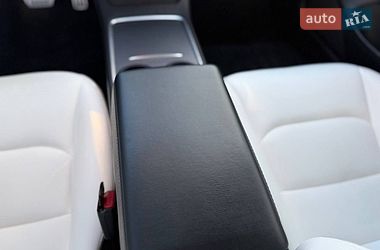 Седан Tesla Model 3 2021 в Коломые
