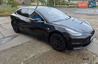 Седан Tesla Model 3 2018 в Білгороді-Дністровському