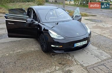 Седан Tesla Model 3 2018 в Білгороді-Дністровському