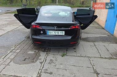 Седан Tesla Model 3 2018 в Білгороді-Дністровському