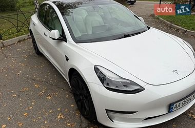Седан Tesla Model 3 2020 в Києві