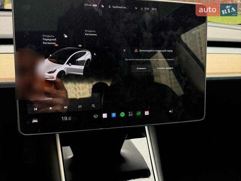 Седан Tesla Model 3 2019 в Одесі