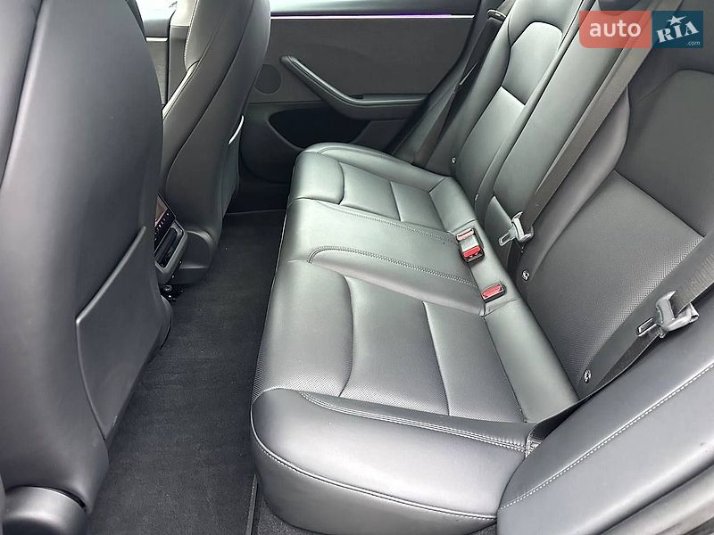 Седан Tesla Model 3 2024 в Одесі фото 20 Седан Tesla Model 3 2024 в Одесі