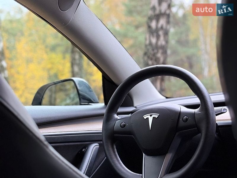 Седан Tesla Model 3 2022 в Бучі фото 38 Седан Tesla Model 3 2022 в Бучі