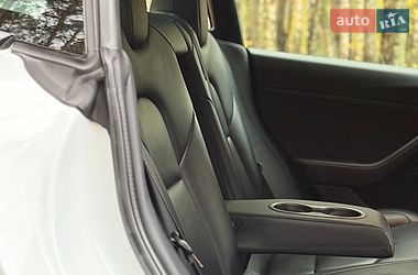 Седан Tesla Model 3 2022 в Бучі фото 34 Седан Tesla Model 3 2022 в Бучі