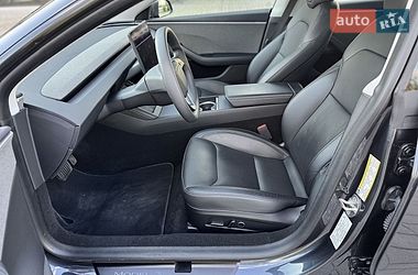 Седан Tesla Model 3 2024 в Дніпрі