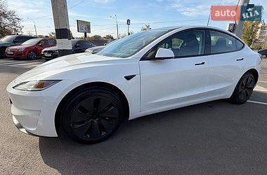 Седан Tesla Model 3 2025 в Харкові фото 4 Седан Tesla Model 3 2025 в Харкові