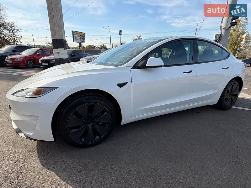Седан Tesla Model 3 2025 в Харкові фото 4 Седан Tesla Model 3 2025 в Харкові