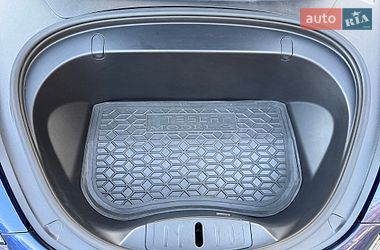 Седан Tesla Model 3 2018 в Львові фото 22 Седан Tesla Model 3 2018 в Львові