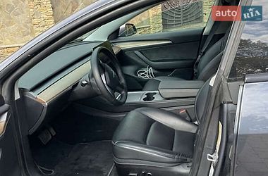 Седан Tesla Model 3 2022 в Львові