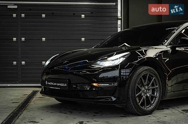 Седан Tesla Model 3 2019 в Чернівцях фото 11 Седан Tesla Model 3 2019 в Чернівцях