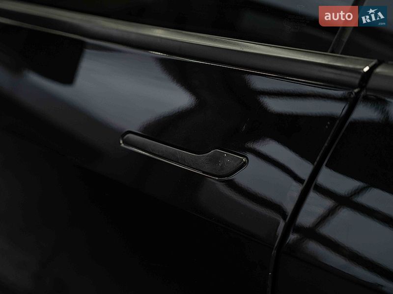 Седан Tesla Model 3 2019 в Чернівцях фото 15 Седан Tesla Model 3 2019 в Чернівцях
