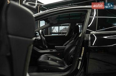 Седан Tesla Model 3 2019 в Чернівцях фото 17 Седан Tesla Model 3 2019 в Чернівцях