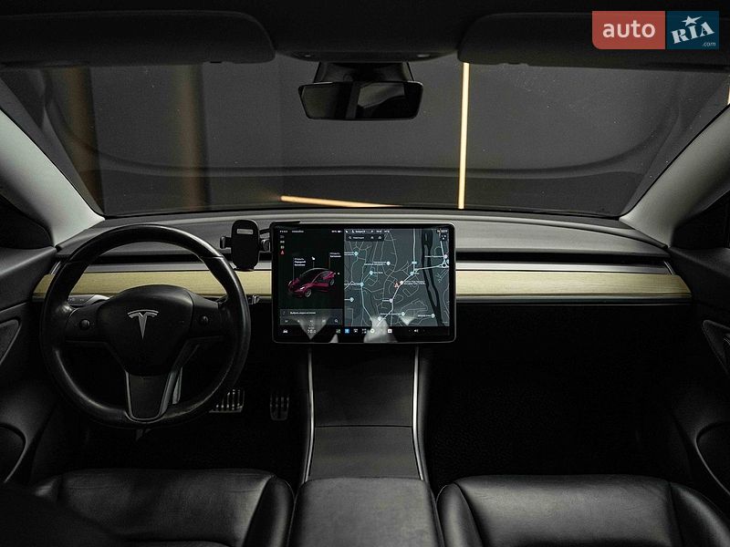 Седан Tesla Model 3 2019 в Чернівцях фото 21 Седан Tesla Model 3 2019 в Чернівцях