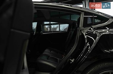 Седан Tesla Model 3 2019 в Чернівцях фото 34 Седан Tesla Model 3 2019 в Чернівцях