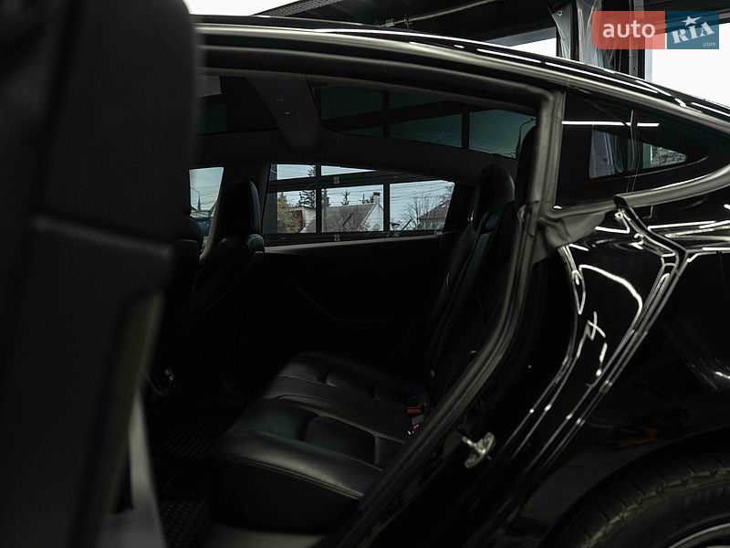 Седан Tesla Model 3 2019 в Чернівцях фото 34 Седан Tesla Model 3 2019 в Чернівцях