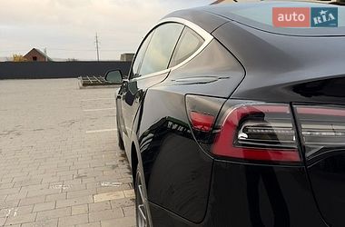 Седан Tesla Model 3 2020 в Каменец-Подольском