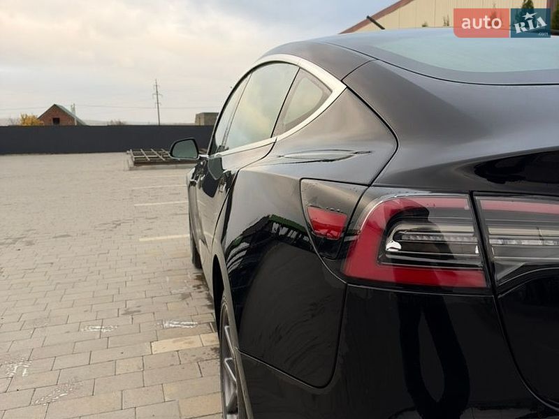 Седан Tesla Model 3 2020 в Каменец-Подольском