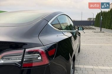 Седан Tesla Model 3 2020 в Каменец-Подольском