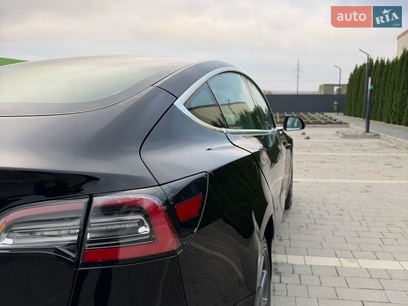 Седан Tesla Model 3 2020 в Каменец-Подольском