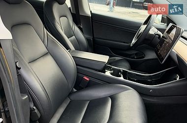 Седан Tesla Model 3 2020 в Каменец-Подольском