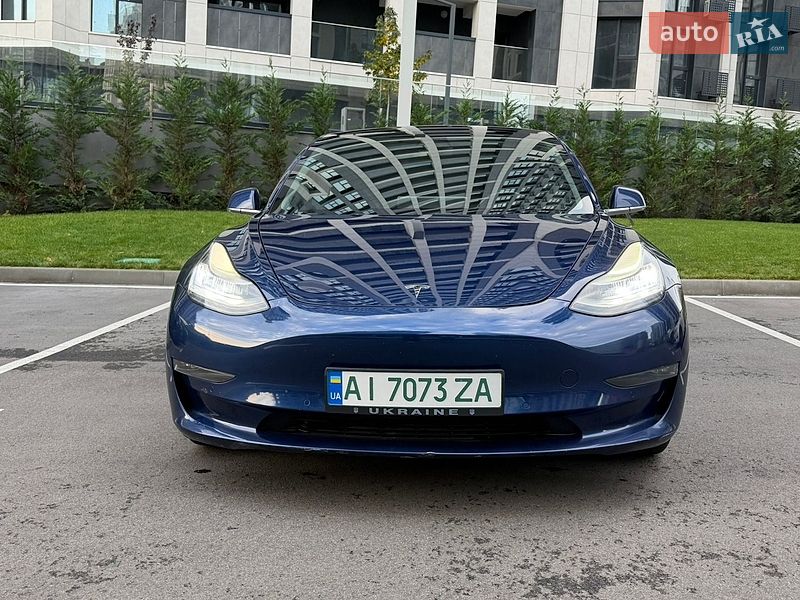 Седан Tesla Model 3 2019 в Киеве фото 2 Седан Tesla Model 3 2019 в Киеве