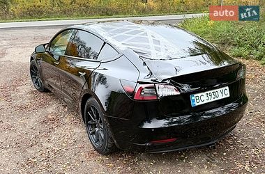 Седан Tesla Model 3 2019 в Рудки
