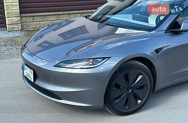 Седан Tesla Model 3 2024 в Звягелі фото 25 Седан Tesla Model 3 2024 в Звягелі