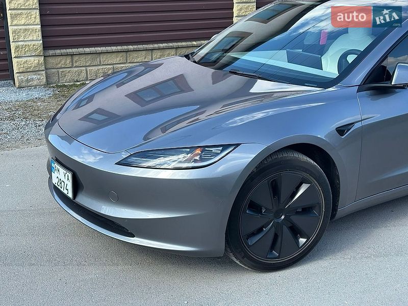 Седан Tesla Model 3 2024 в Звягелі фото 25 Седан Tesla Model 3 2024 в Звягелі