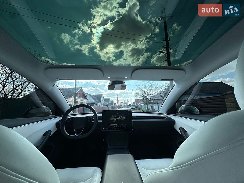 Седан Tesla Model 3 2024 в Звягелі фото 50 Седан Tesla Model 3 2024 в Звягелі