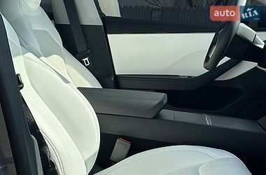 Седан Tesla Model 3 2024 в Звягелі фото 68 Седан Tesla Model 3 2024 в Звягелі