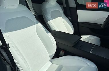 Седан Tesla Model 3 2024 в Звягелі фото 76 Седан Tesla Model 3 2024 в Звягелі