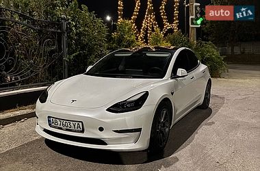 Седан Tesla Model 3 2022 в Вінниці