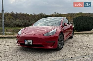 Седан Tesla Model 3 2023 в Днепре