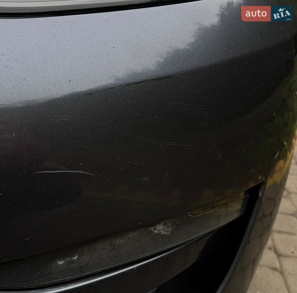 Седан Tesla Model 3 2019 в Львові
