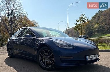 Седан Tesla Model 3 2019 в Киеве фото 6 Седан Tesla Model 3 2019 в Киеве