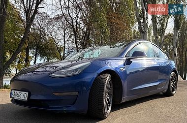 Седан Tesla Model 3 2019 в Киеве фото 2 Седан Tesla Model 3 2019 в Киеве