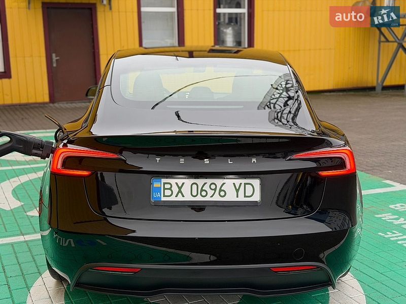 Седан Tesla Model 3 2025 в Хмельницком фото 16 Седан Tesla Model 3 2025 в Хмельницком