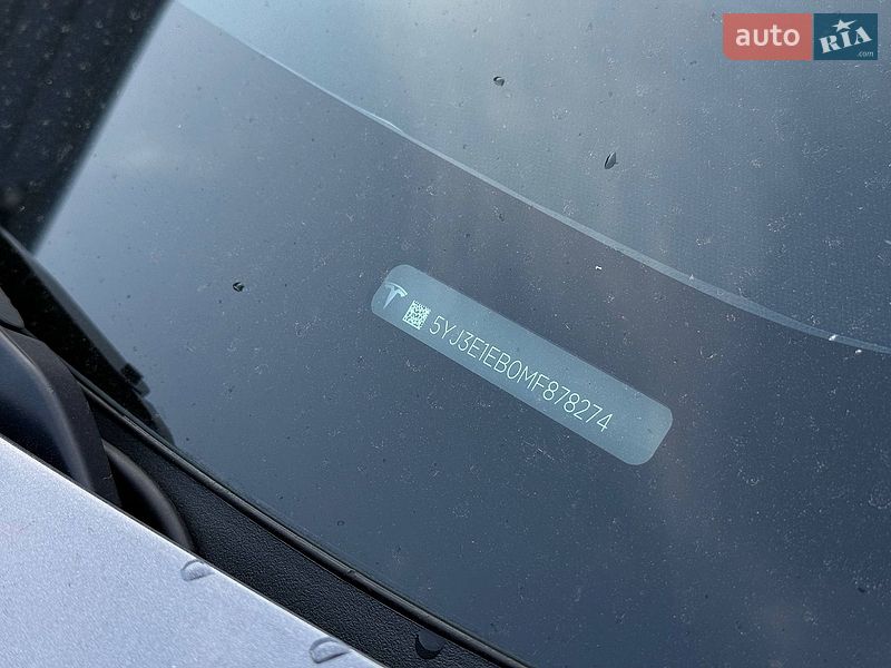 Седан Tesla Model 3 2020 в Рівному