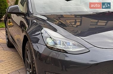 Седан Tesla Model 3 2023 в Тернополі фото 22 Седан Tesla Model 3 2023 в Тернополі